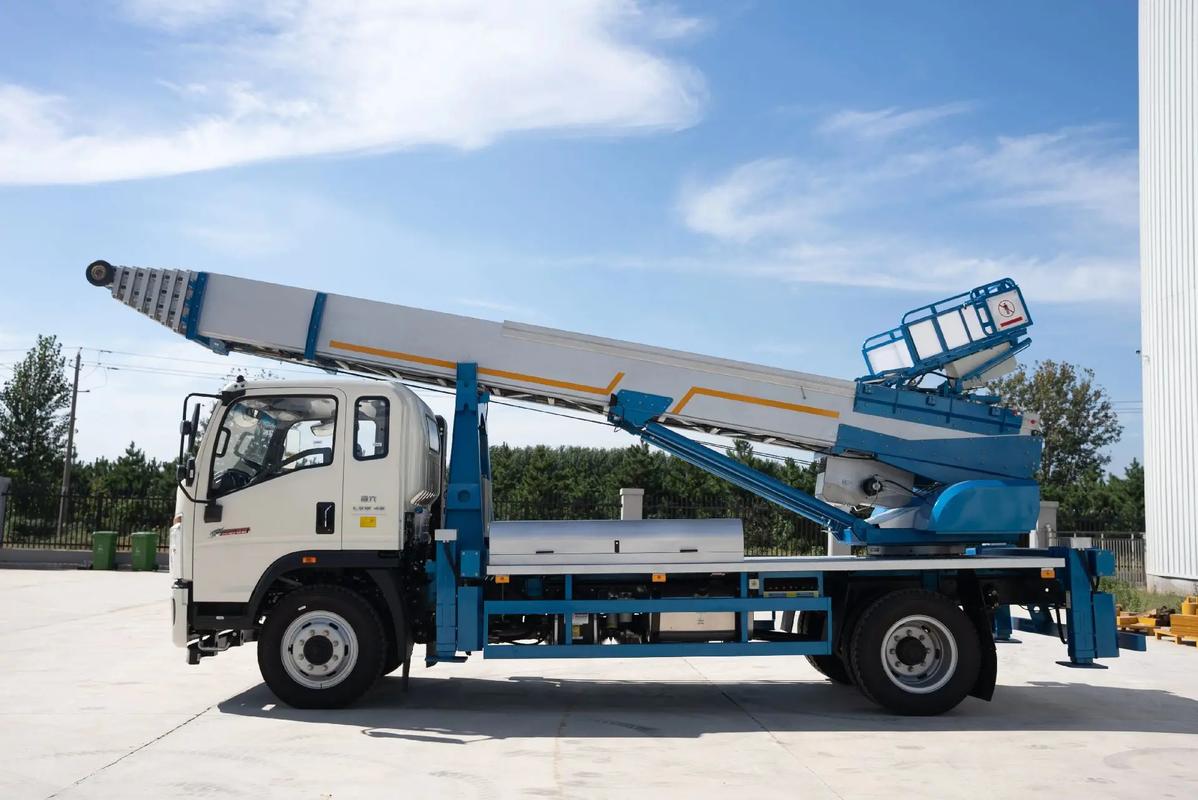 顺庆云梯上料车租赁费用